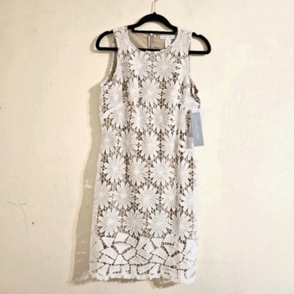 London Times Scalloped Hem Lace Dress
